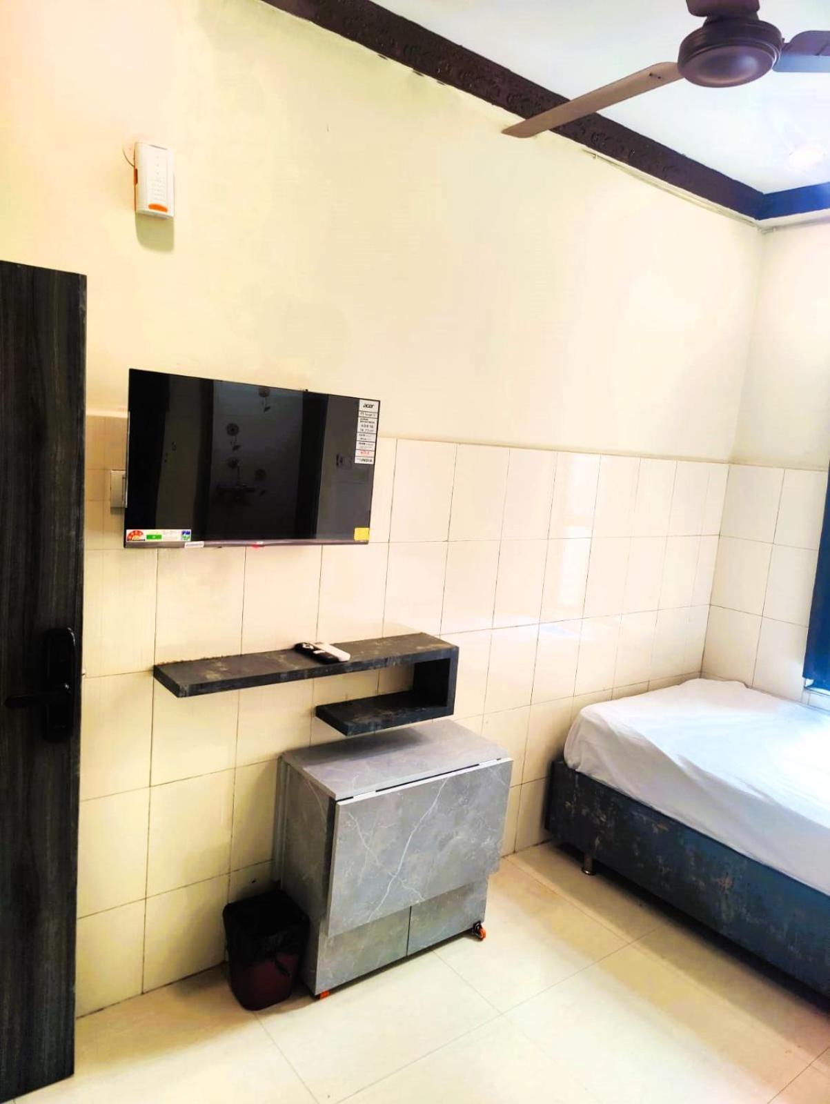 The Livin Residency Hotel Visákhapatnam Kültér fotó